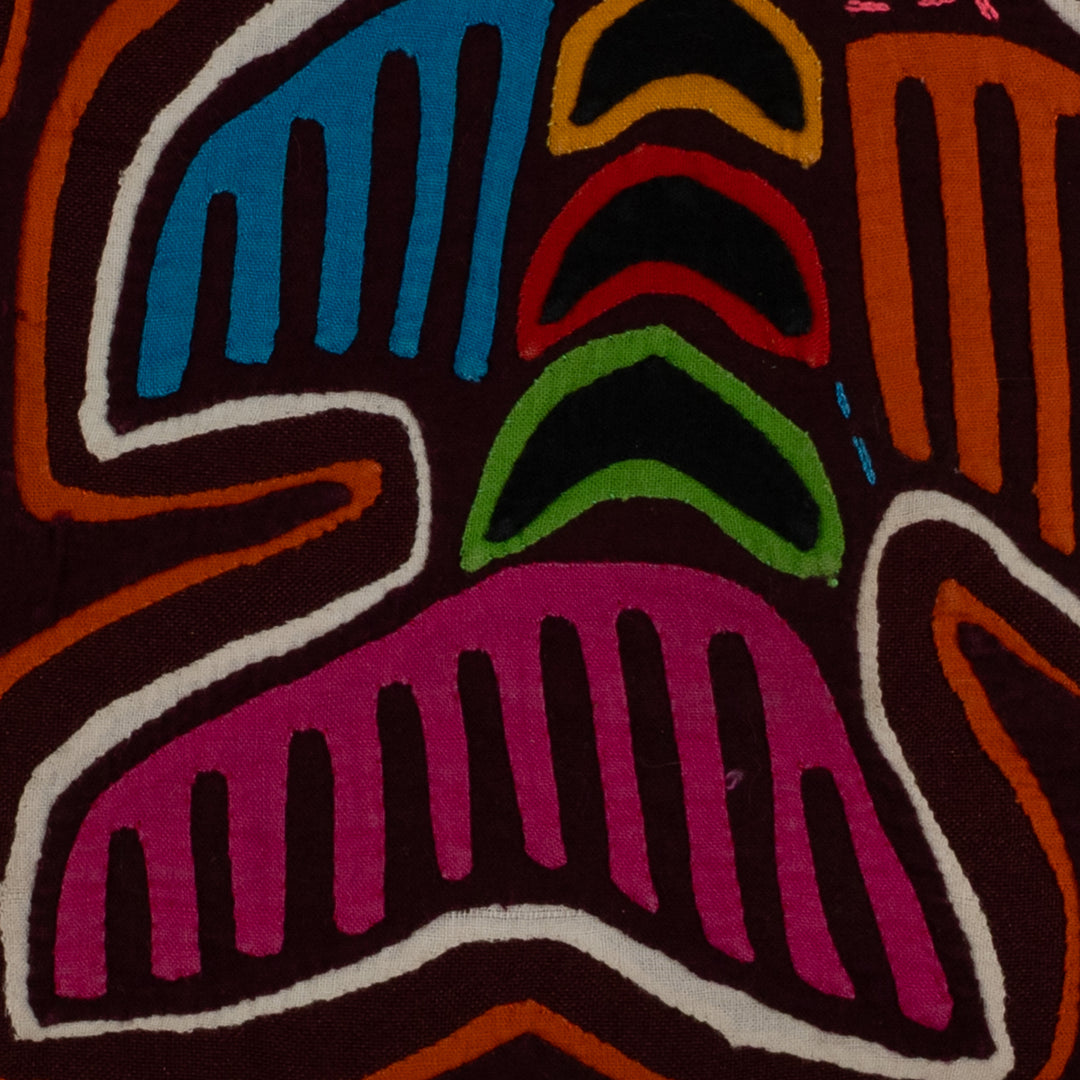 Classic Multi-Color Hummingbird Kiss Mola