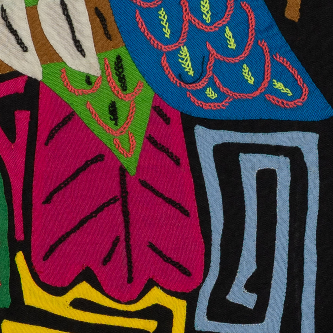 Tropical Parrots Facing Each Other Mola