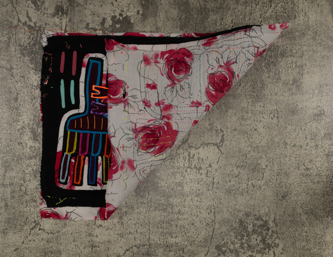 Multi-Color Jungle House Cleaner Mola