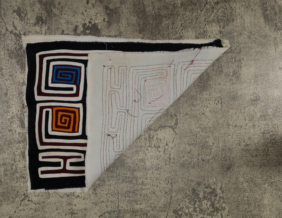 Classic Black And White Fancy Birdcage Mola