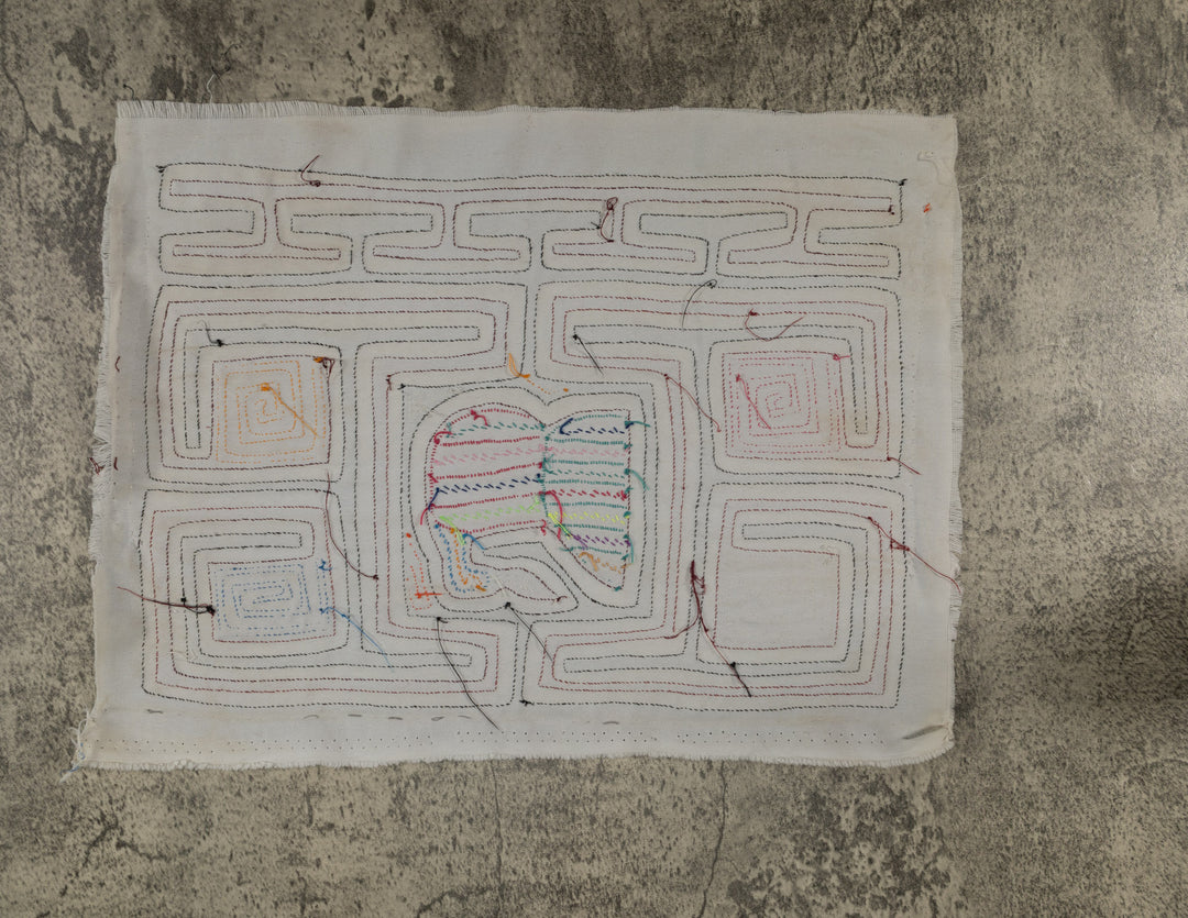 Classic Black And White Fancy Birdcage Mola