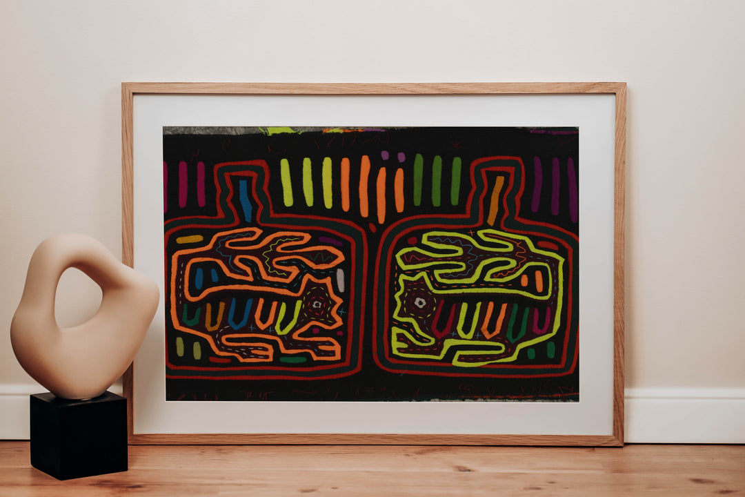 Rainbow Colors Tree Squirrel Mola