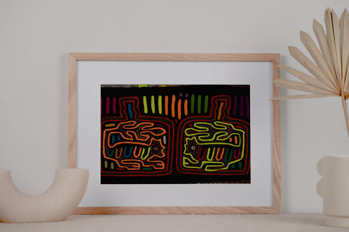 Rainbow Colors Tree Squirrel Mola