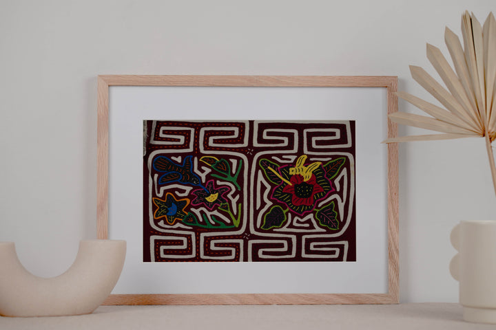 Traditional Hummingbird Bee And Flower Mola