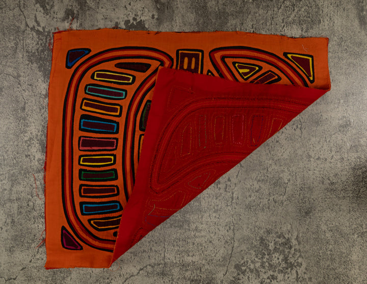 Classic Orange Puppy Dog Mola