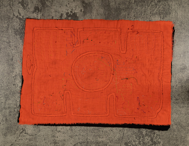 Classic Black And Orange Parrot Bird Mola