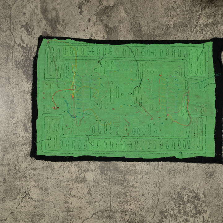 Traditional Green And Red Waltzing Matilda Mola