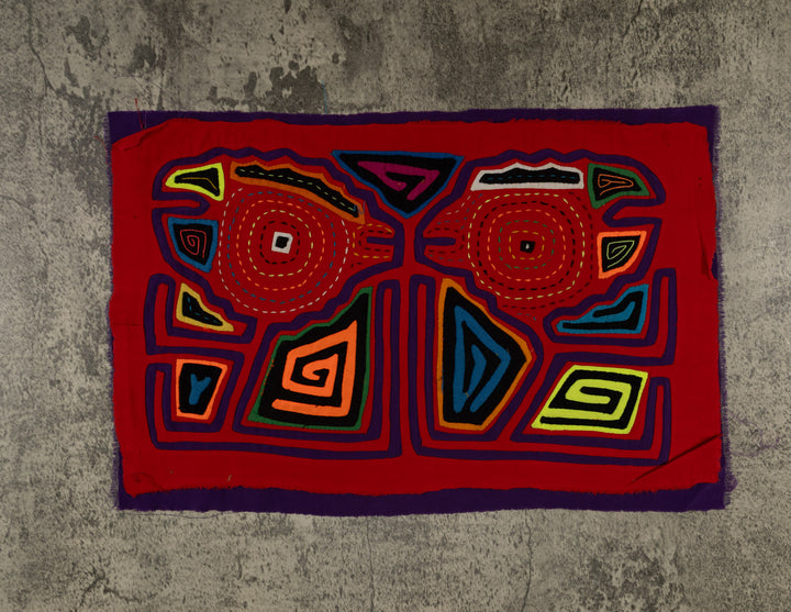 Red Bird Talking Out Of Both sides Of Mouth Mola