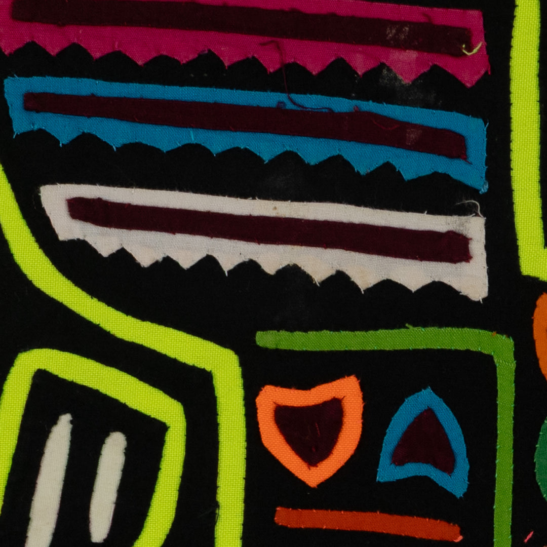 Black And Chartruce Jungle Critter Mola