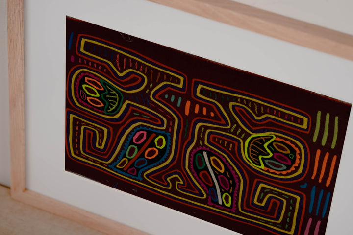 Classic Burgundy And Yellow Happy Octopus Mola