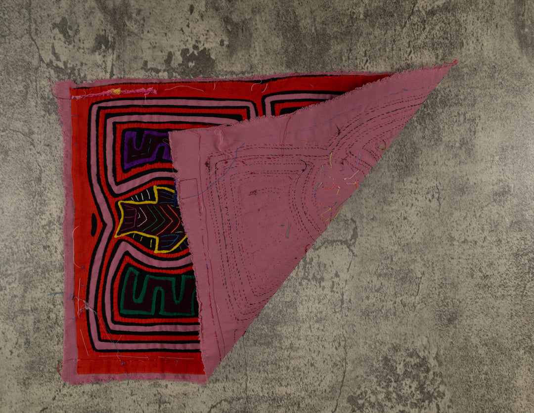 Classic Orange And Pink Fish Aquarium Mola