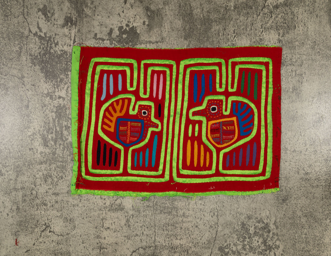 Traditional Red And Green Tweety Bird Mola