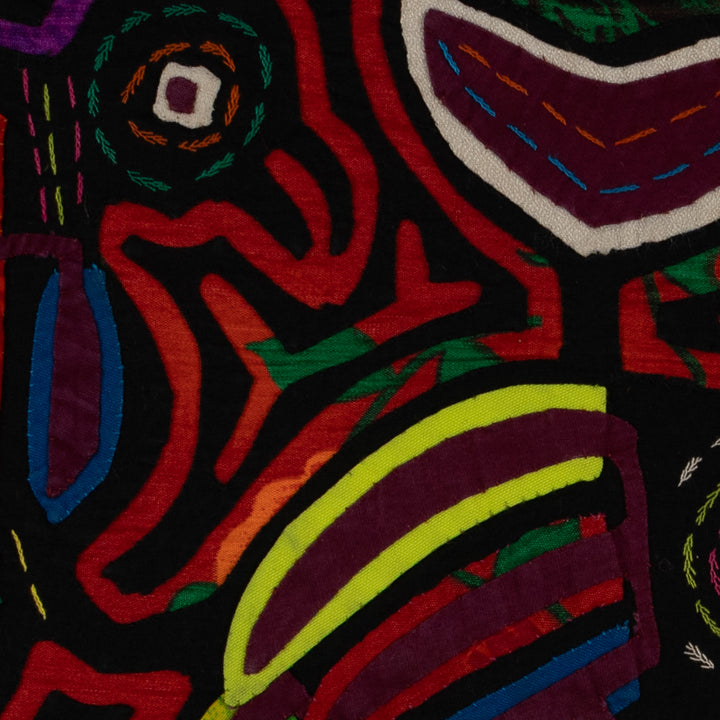 Traditional Black And Red Family Affair Mola