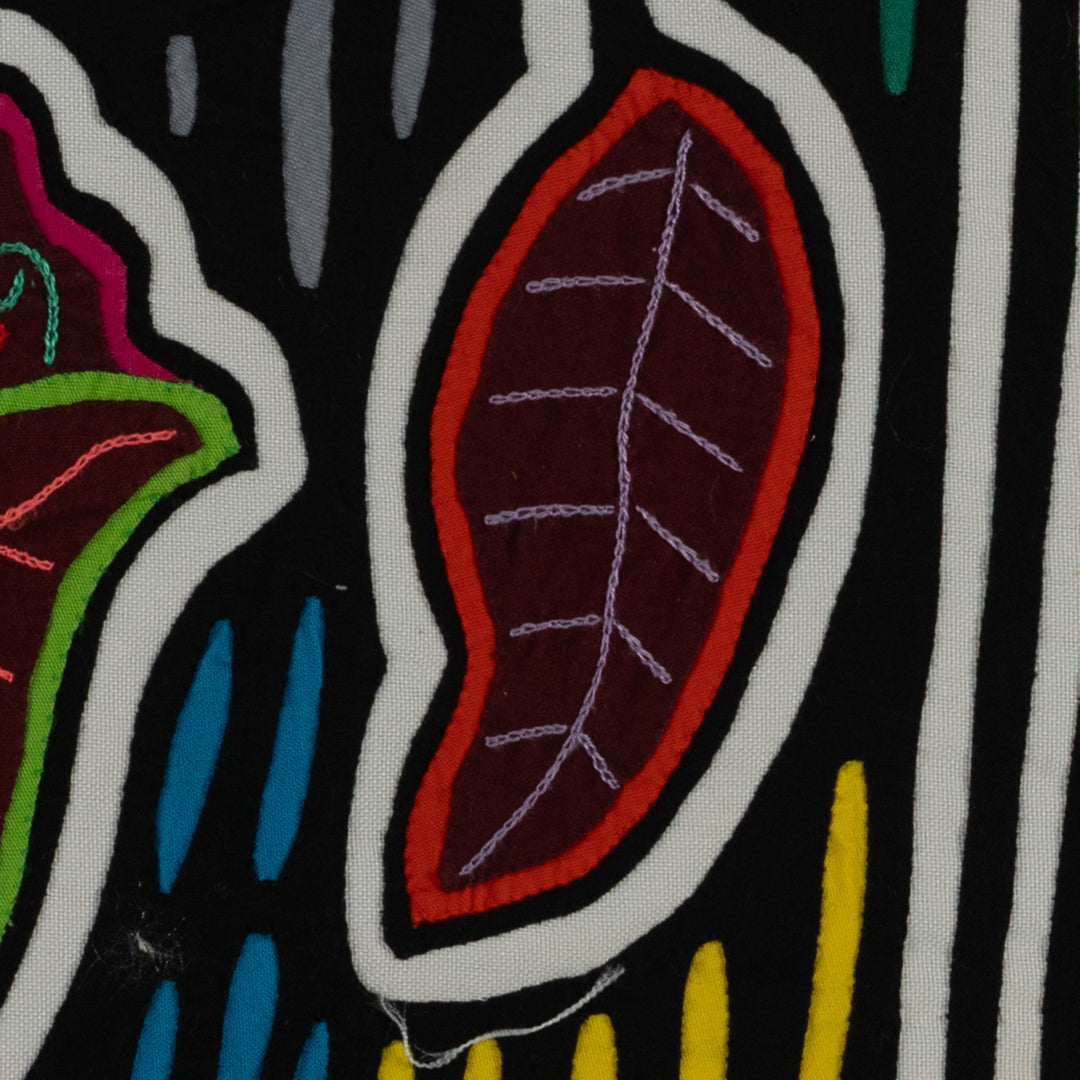 Classic Black And White Floral Flower Mola