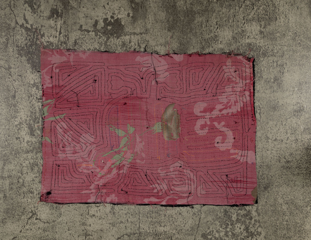 Vintage Special Background Material Bird Mola