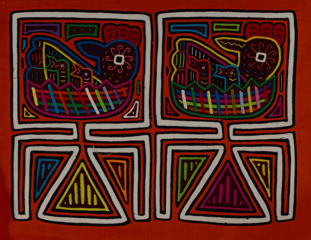 Classic Hen With Chick In Nest Mola