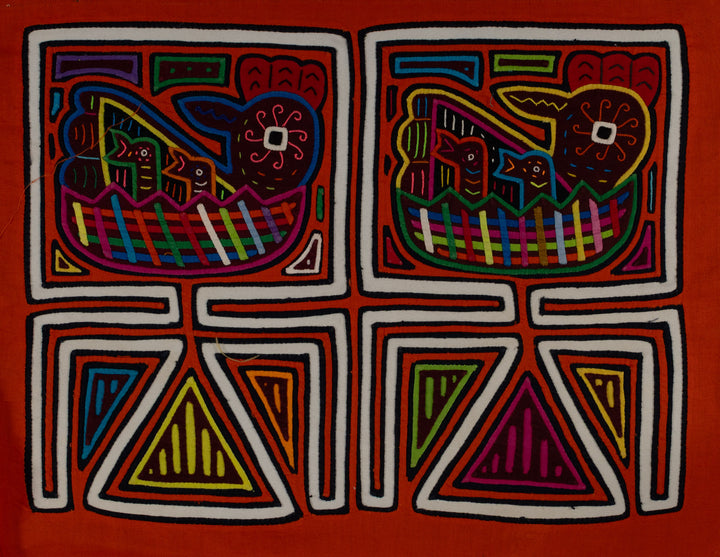 Classic Hen With Chick In Nest Mola