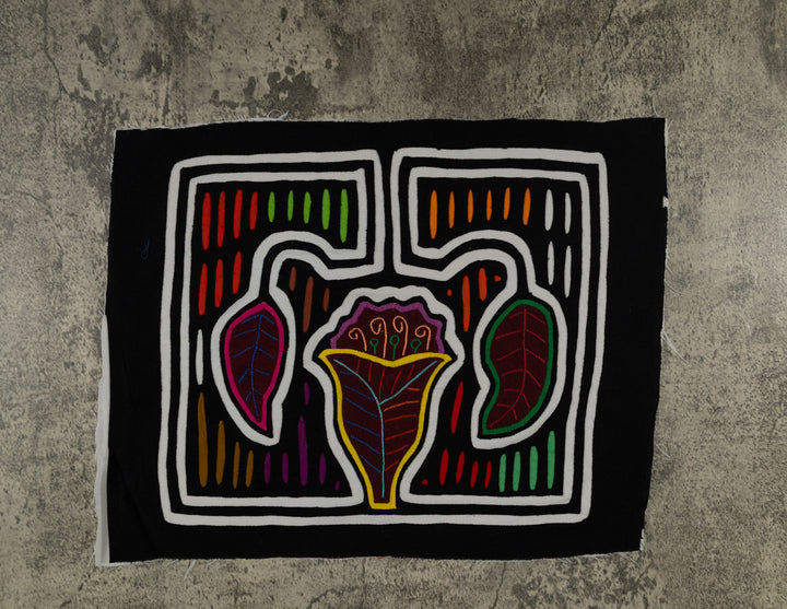 Classic Black And White Floral Flower Mola