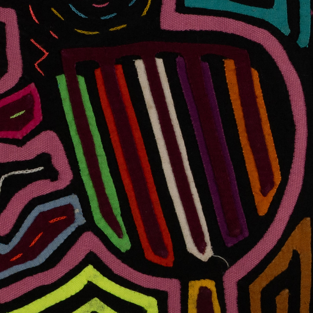 Traditional Kangaroo Fight Mola