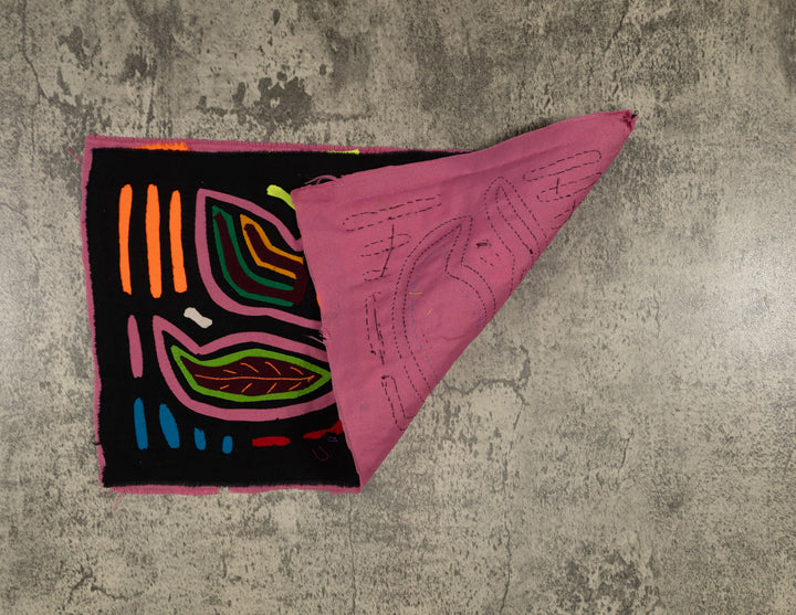 Traditional Black And Purple Big Beak Bird Mola