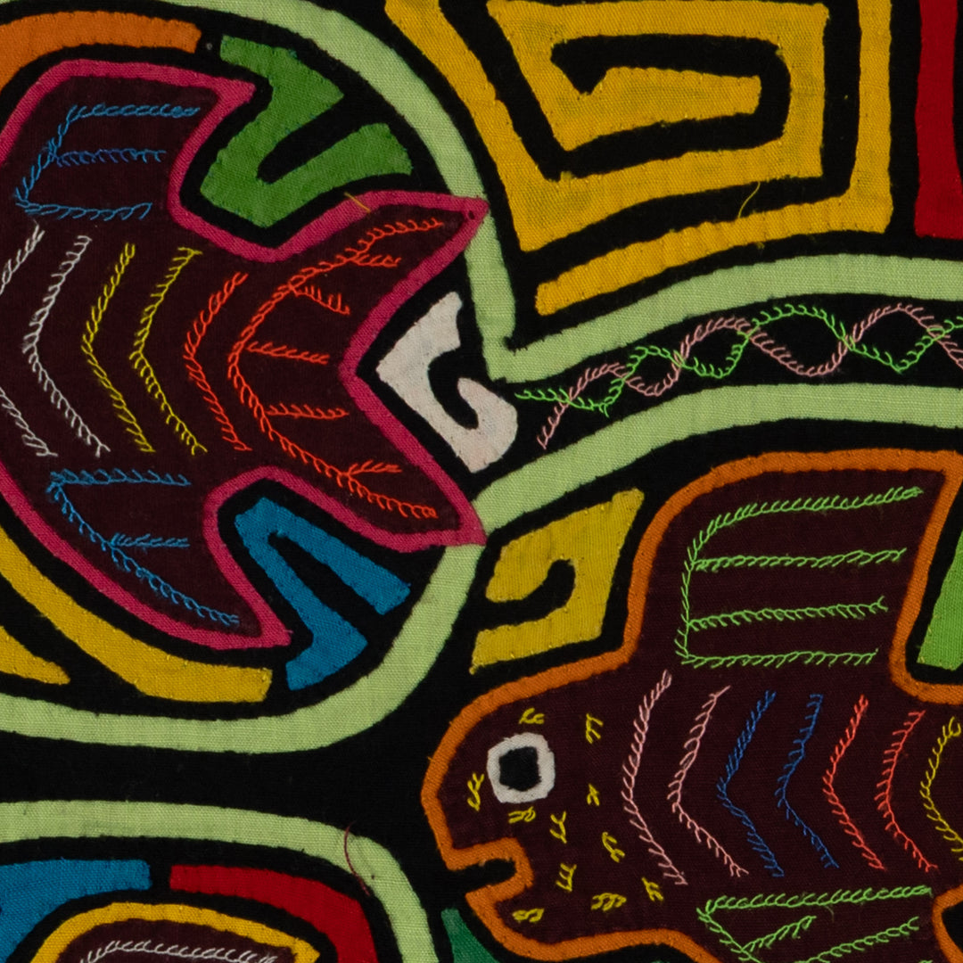 Rainbow Colors Fish Aquarium Mola