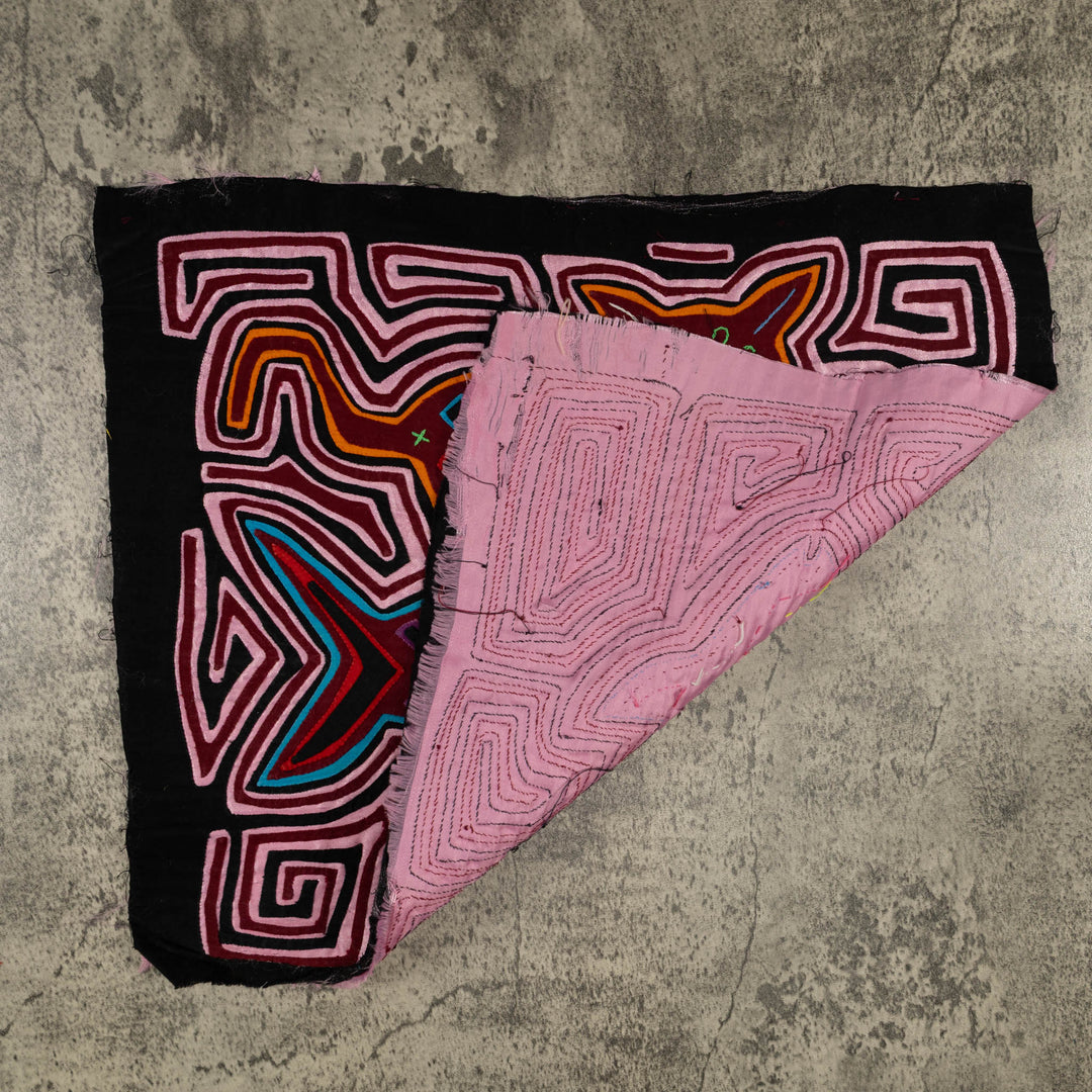 Traditional Multi-Color Master Fisherman Mola