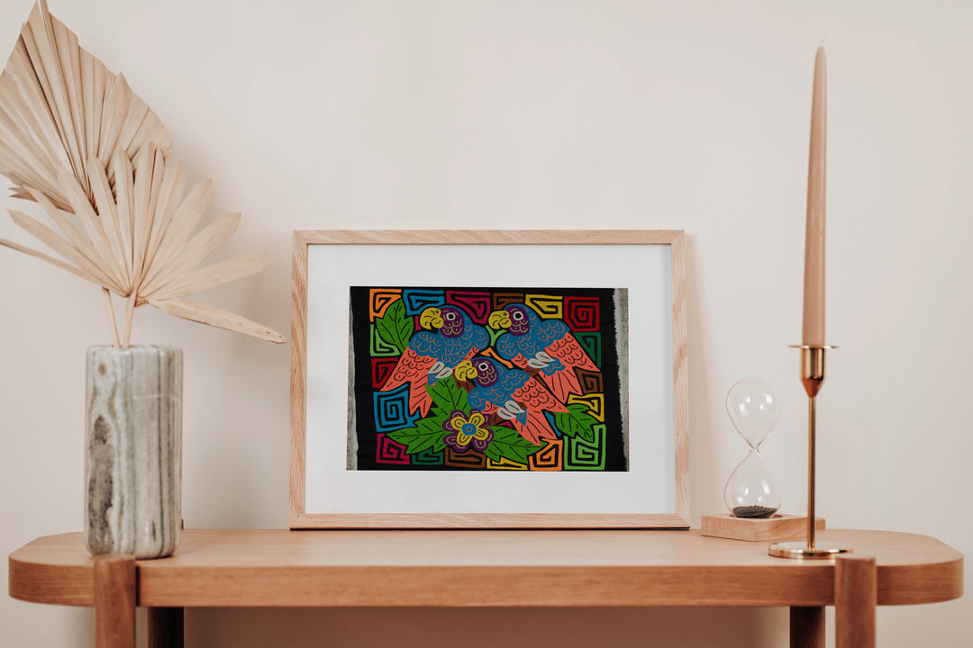 Panama Parrot Trio Mola