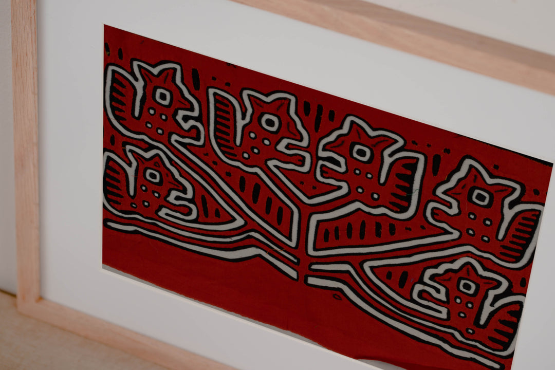 Classic Orange And White Squirrels Delight Mola