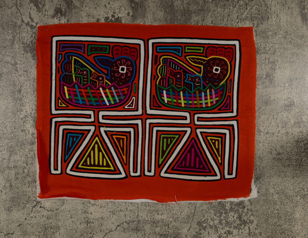 Classic Hen With Chick In Nest Mola