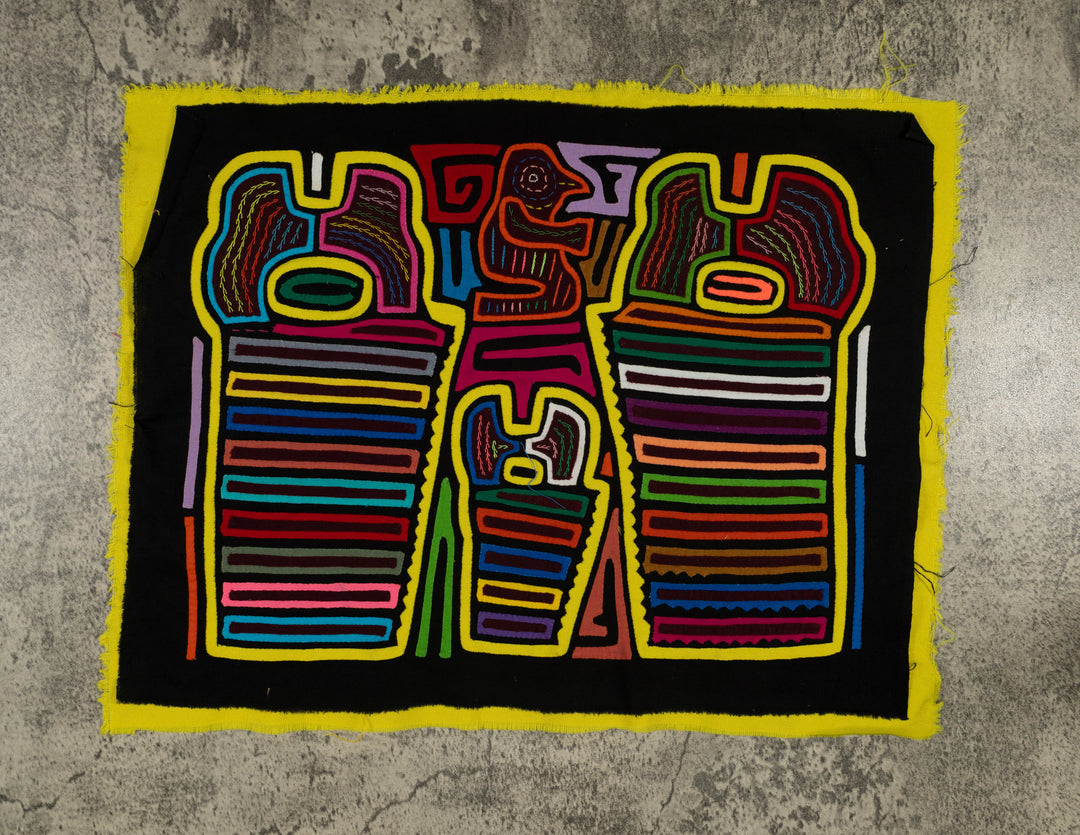 Traditional Black And Yellow Carpenter Wood Saw Mola