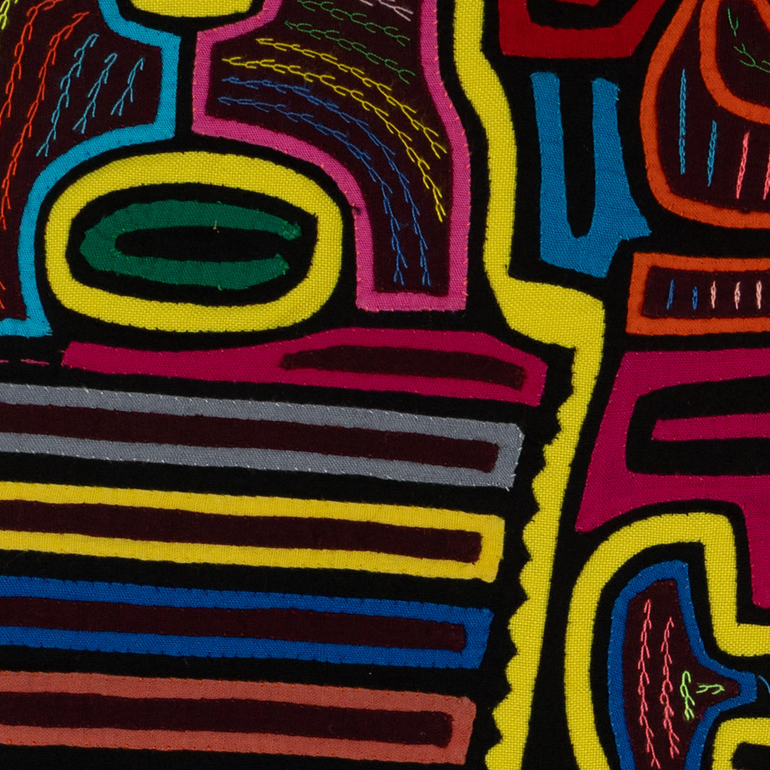 Traditional Black And Yellow Carpenter Wood Saw Mola