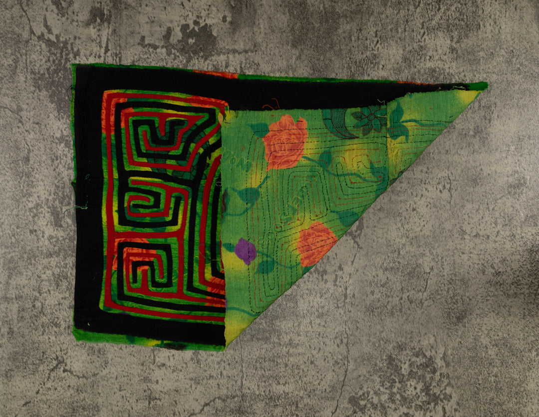 Vintage Ghost Of Seasons Past Mola