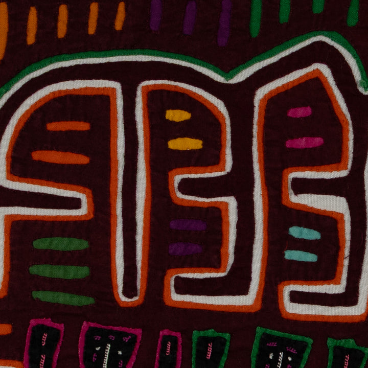 Classic Burgundy And White Boat People Mola