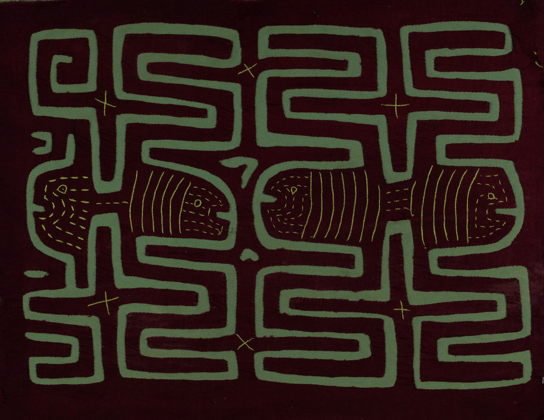 Classic Maroon And Gray Guppie Fish Mola