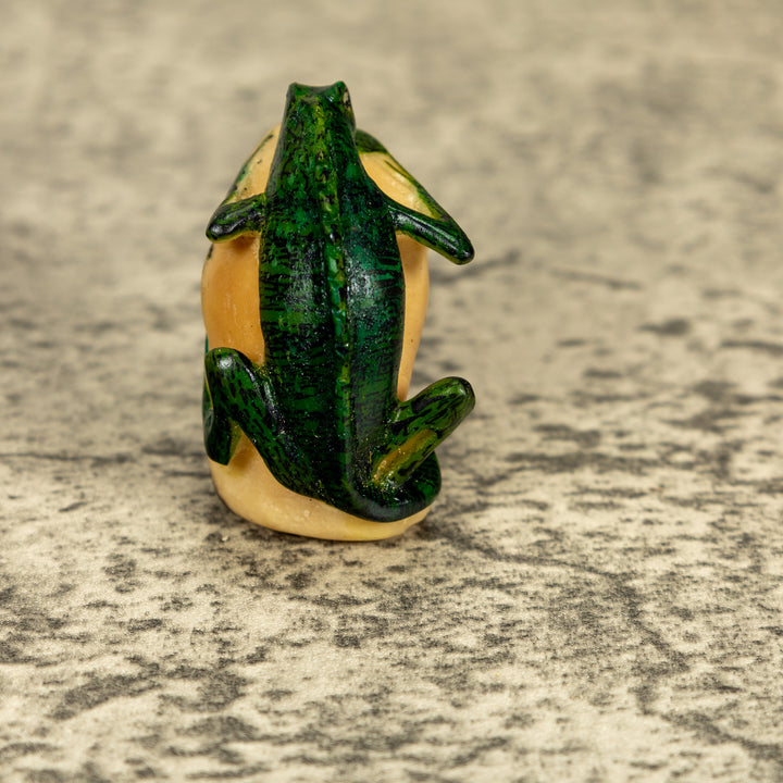 Green Iguana Lizard Tagua Nut Carving