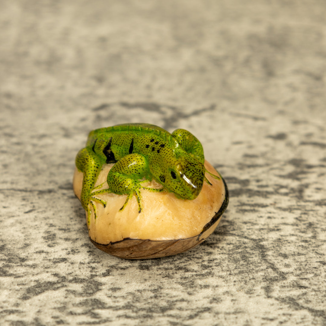 Green Iguana Lizard Tagua Nut Carving