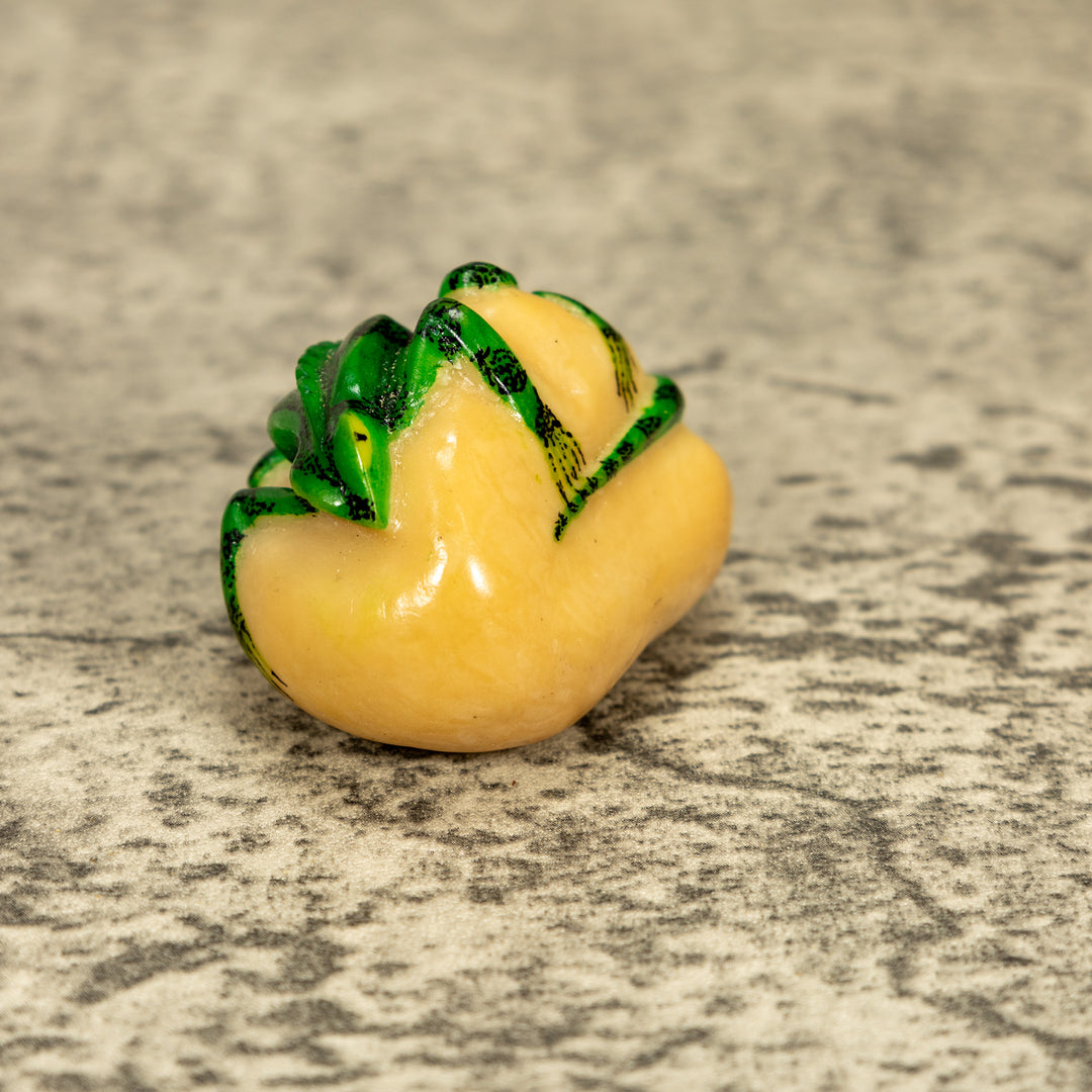 Green Iguana Lizard Tagua Nut Carving