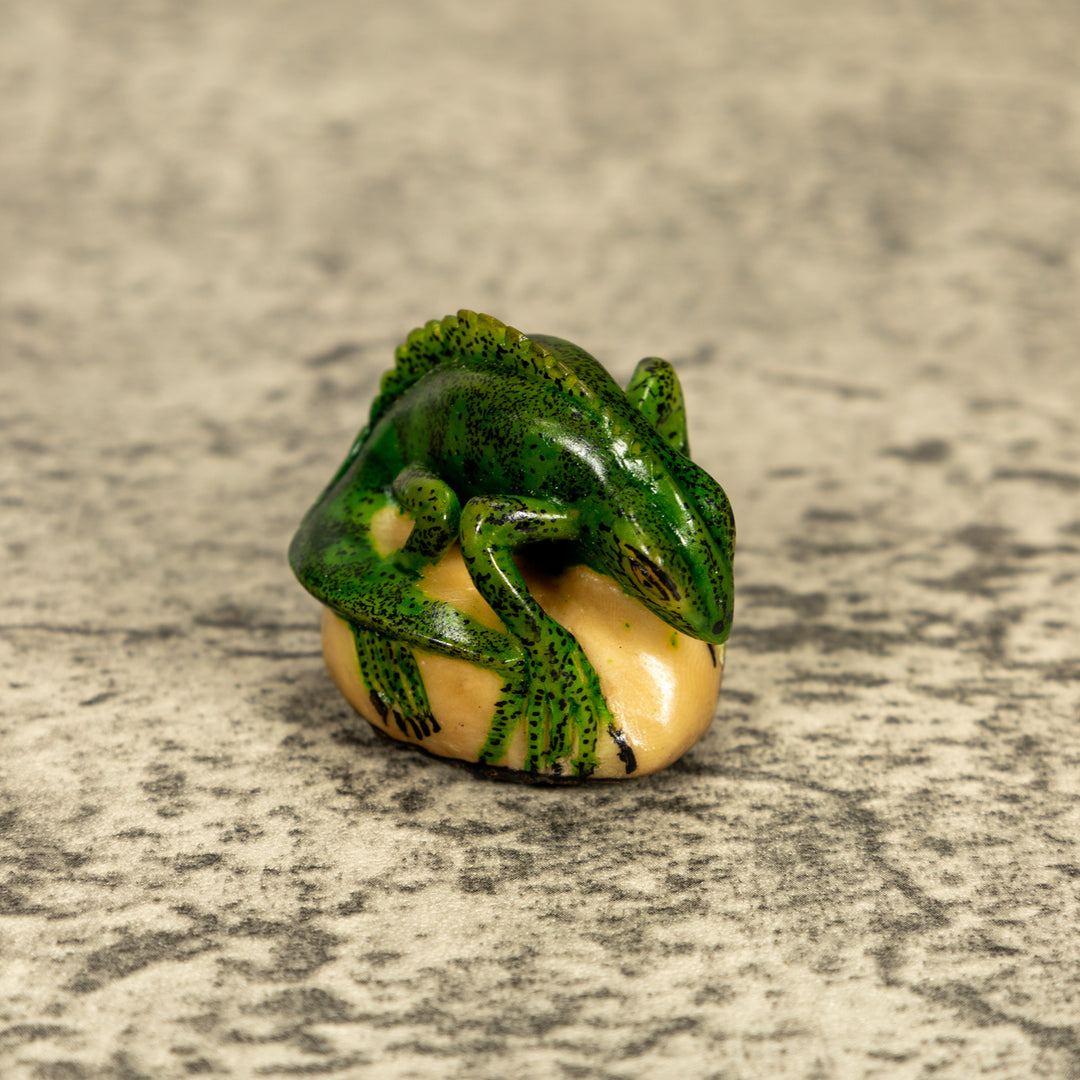 Green Iguana Lizard Tagua Nut Carving