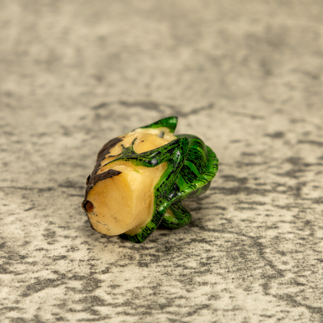 Green Iguana Lizard Tagua Nut Carving