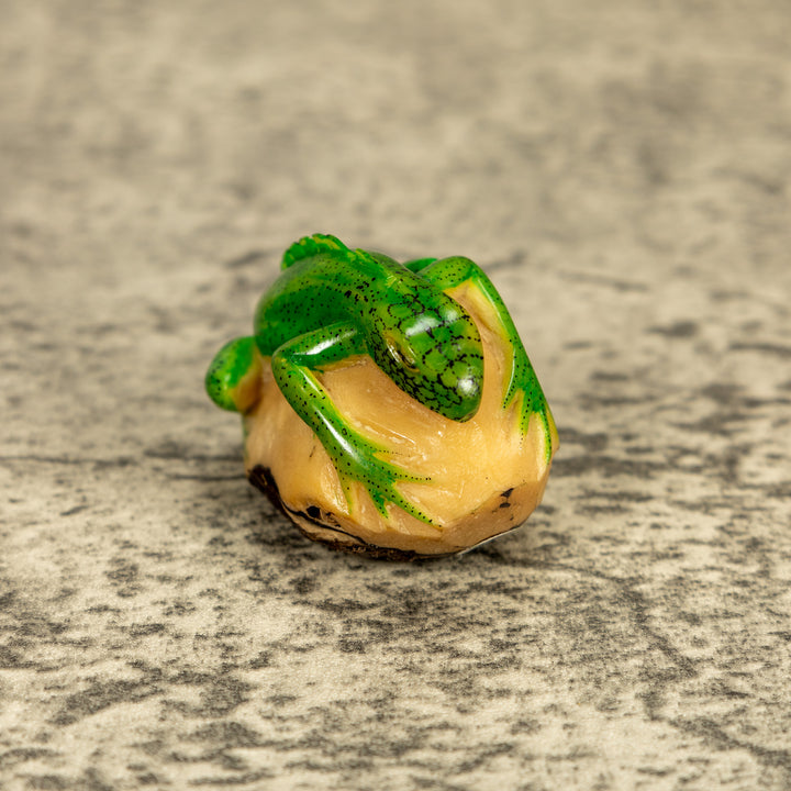 Green Iguana Lizard Tagua Nut Carving