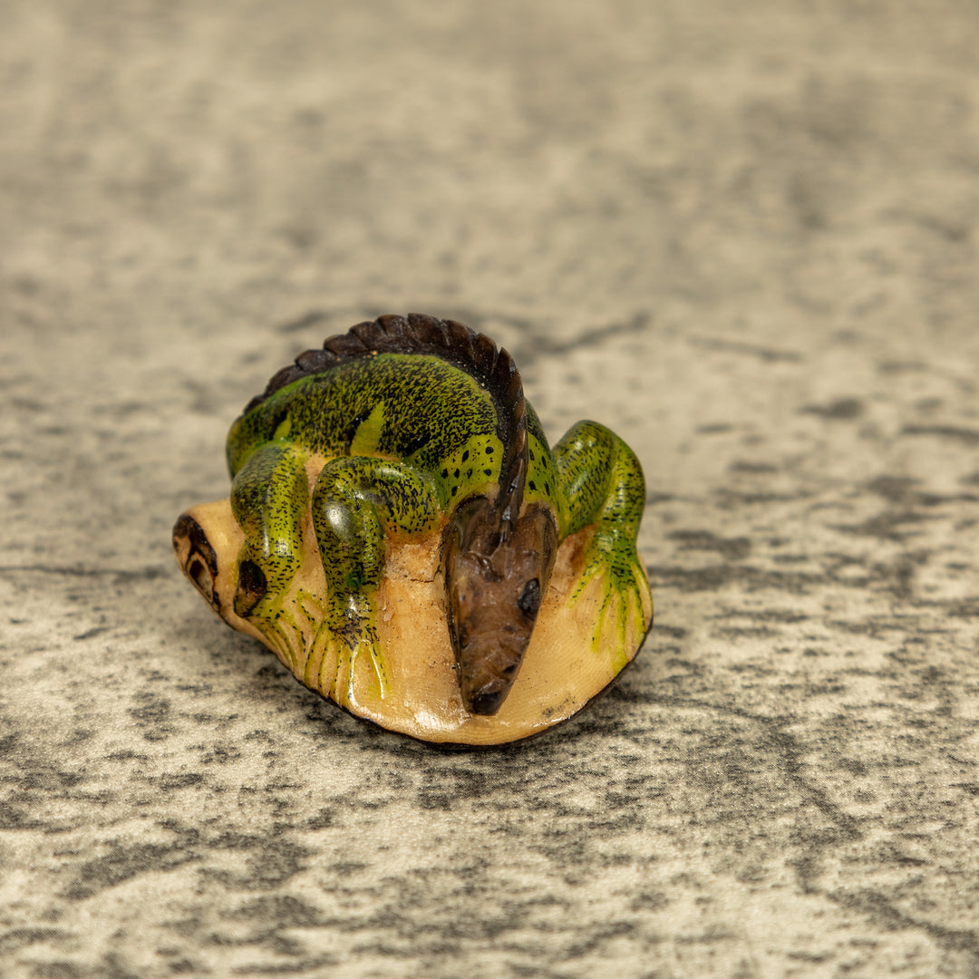 Green Iguana Lizard Tagua Nut Carving
