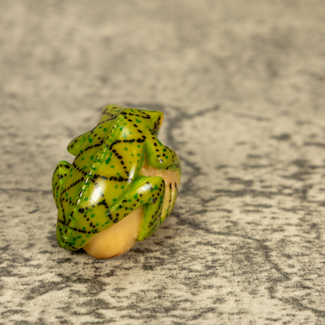 Green Iguana Lizard Tagua Nut Carving