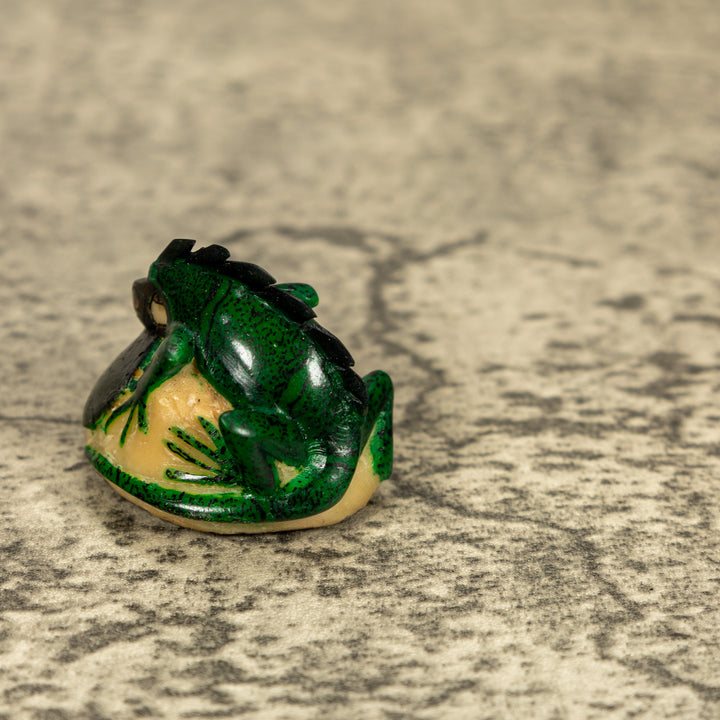 Green Iguana Lizard Tagua Nut Carving