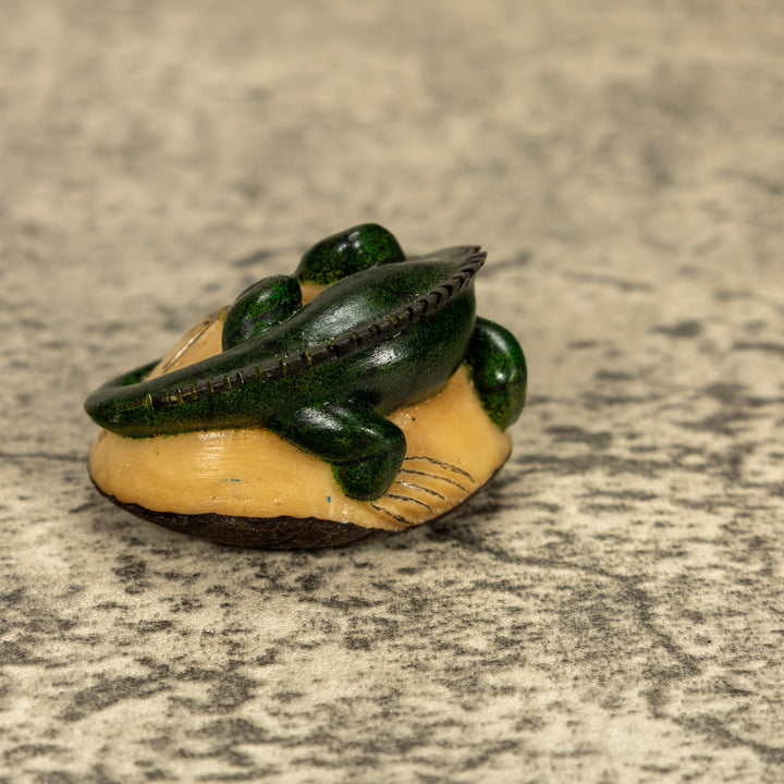 BARGAIN Green Iguana Lizard Tagua Nut Carving