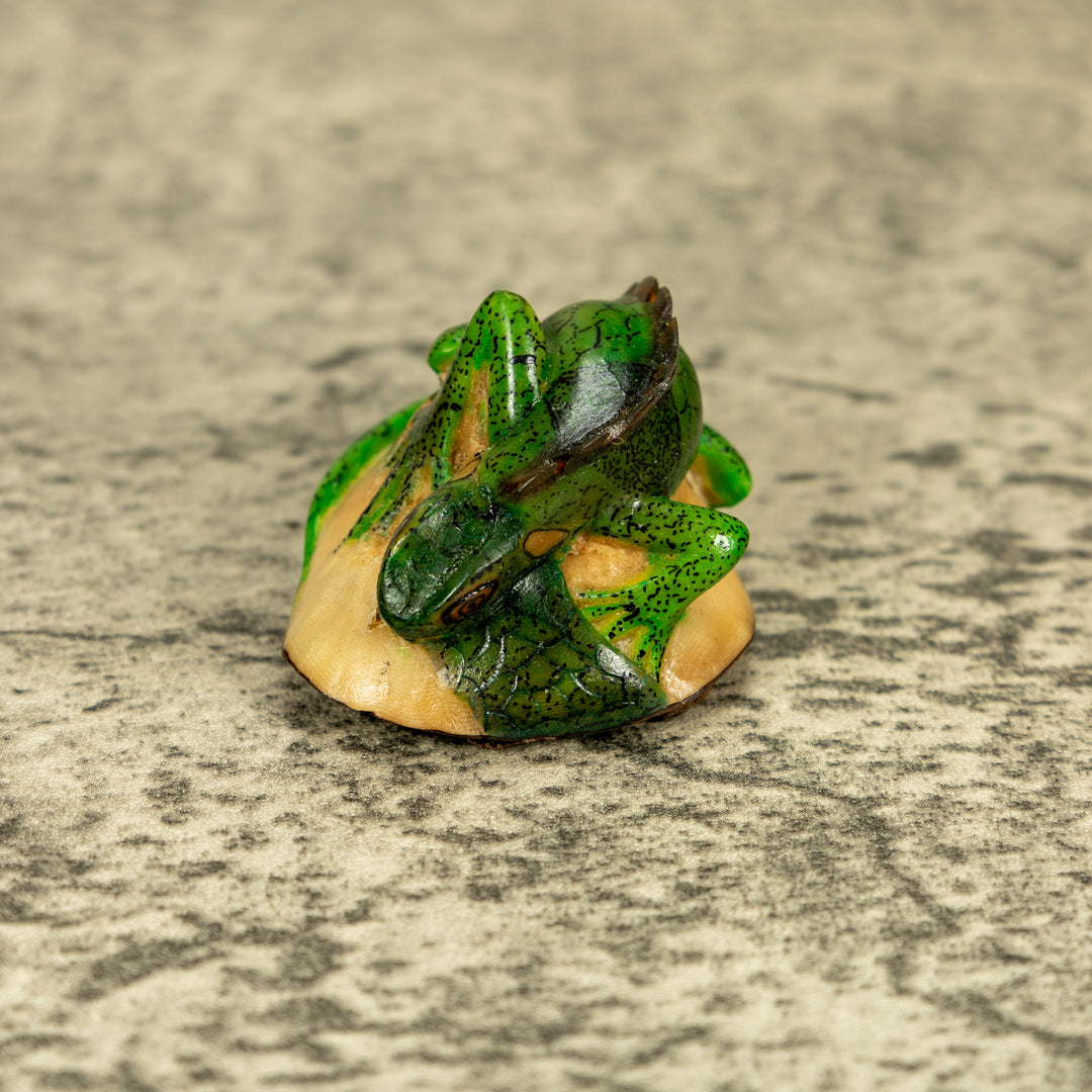 Green Iguana Lizard Tagua Nut Carving