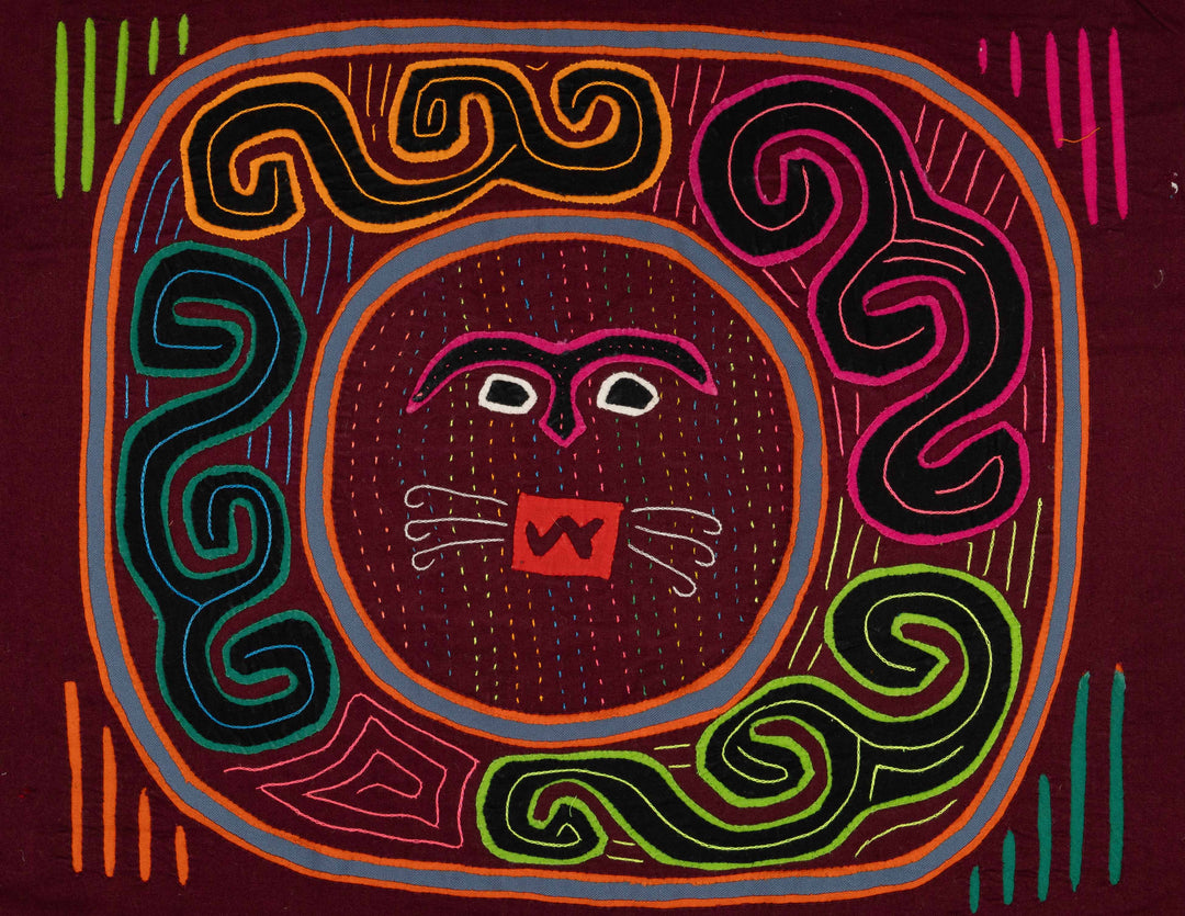 Kitty Cat In The Moon Mola