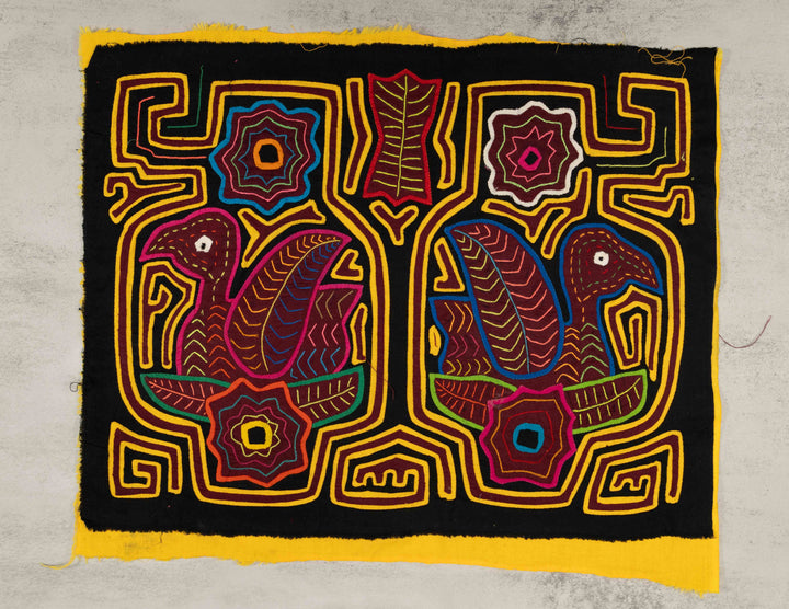 Black And Gold Swan Lake Bird Mola