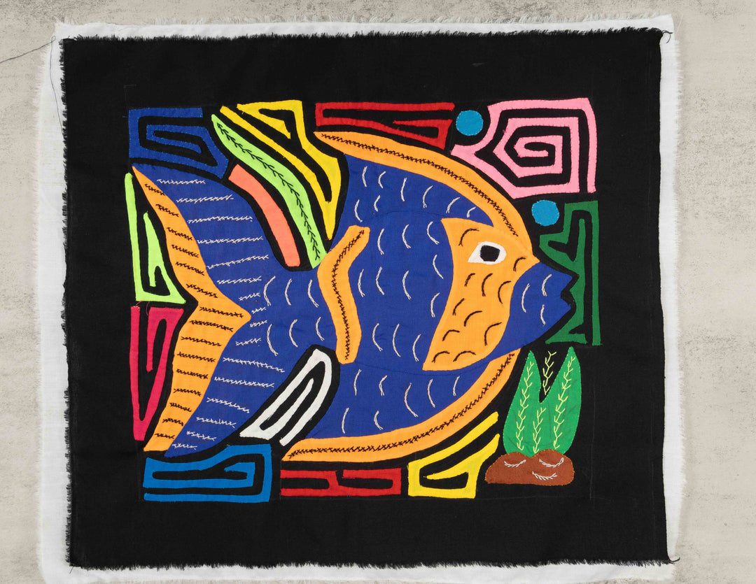 Blue And Gold Tropical Angel Fish Mola