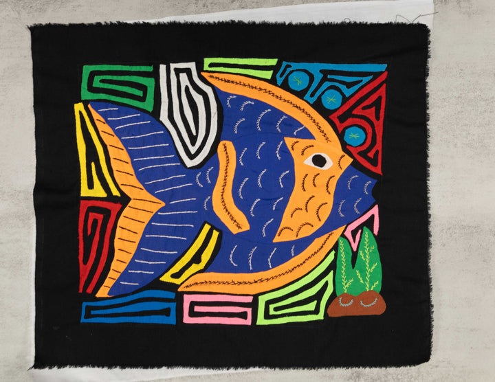 Blue And Gold Tropical Angel Fish Mola