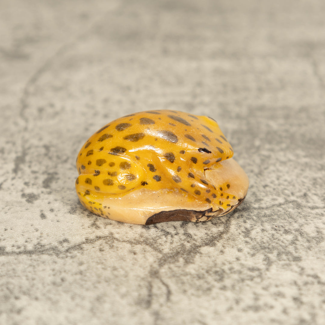Vintage Toad Frog Tagua Nut Carving